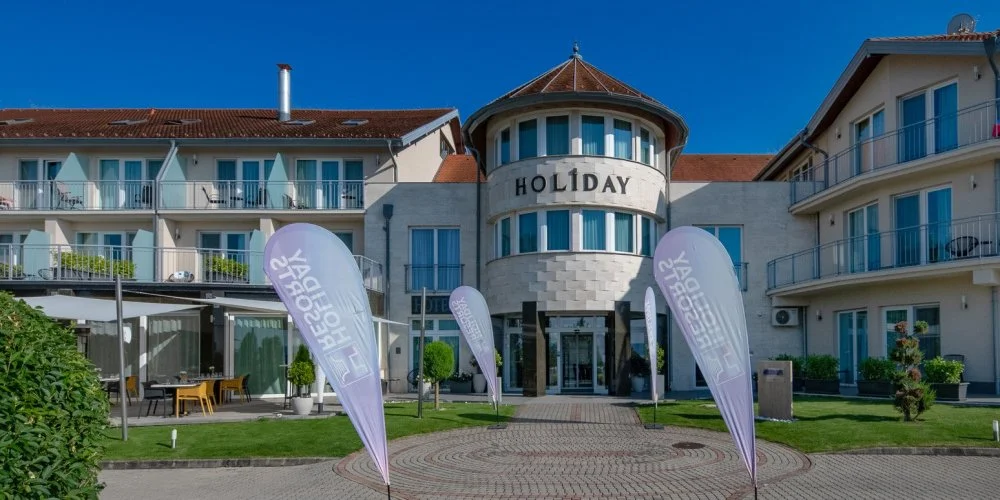 Holiday Resorts Balatonszrsz