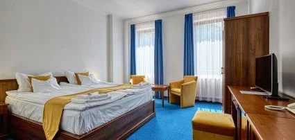 Hotel Bassiana Srvr - Karcsonyi hossz htvge