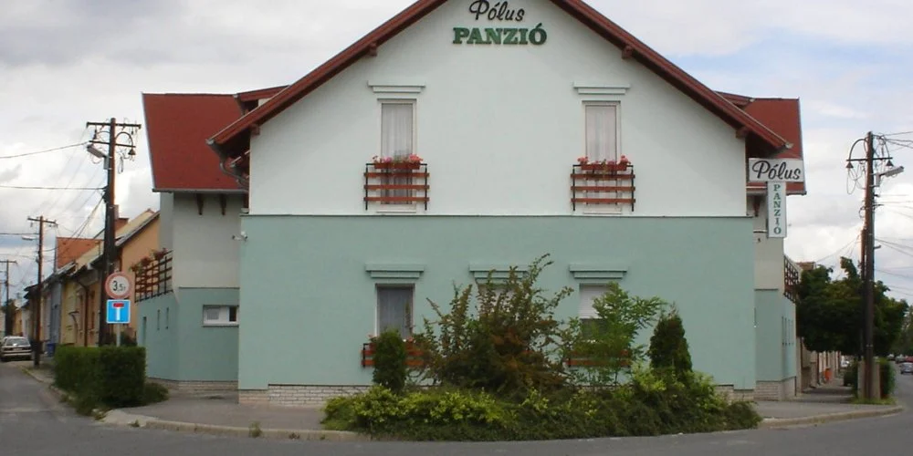 Plus Panzi Sopron